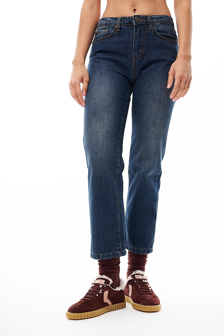 OTTOD'AME  Джинсы Boysh прямого кроя длины 7/8 в темно-синем дизайнерском варе