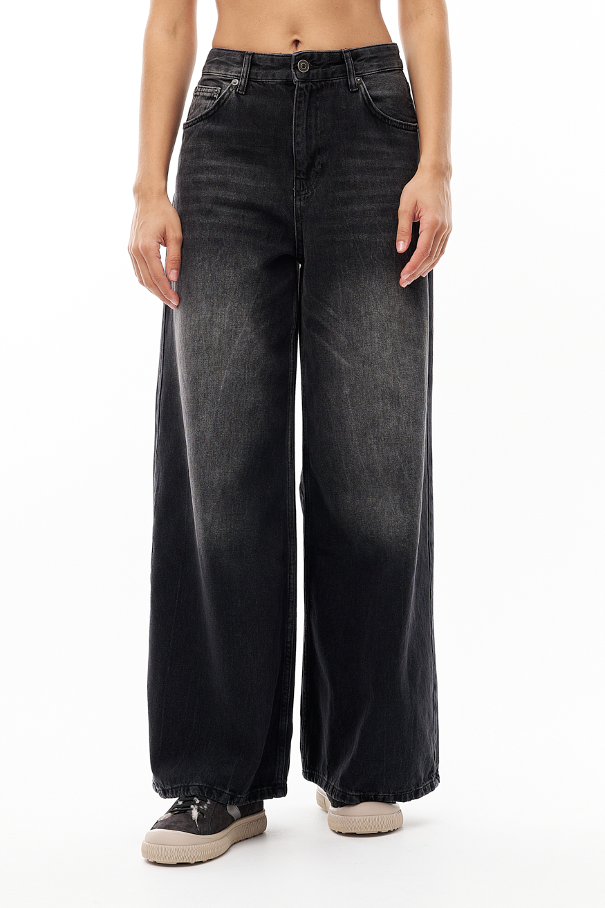 OTTOD'AME  Джинсы расклешенные от бедра из бархатистого денима оттенка графит