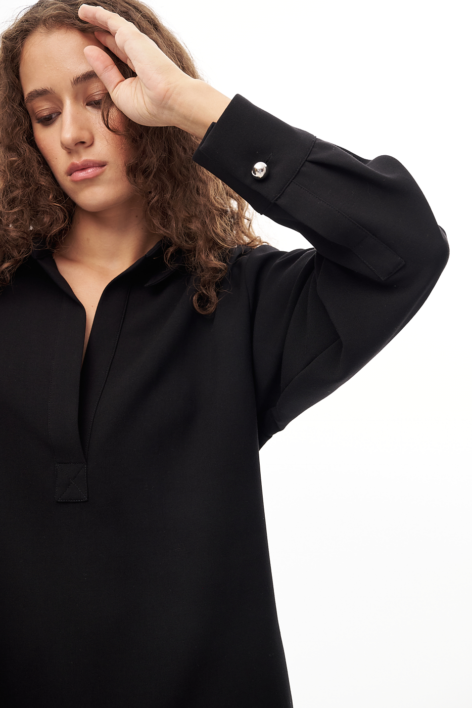 OTTOD'AME  Рубашка-поло свободного кроя в черном цвете