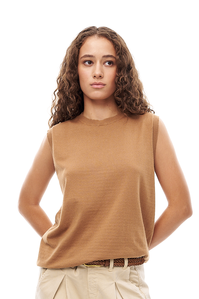 OTTOD'AME Жилет из вискозы оттенка кэмел