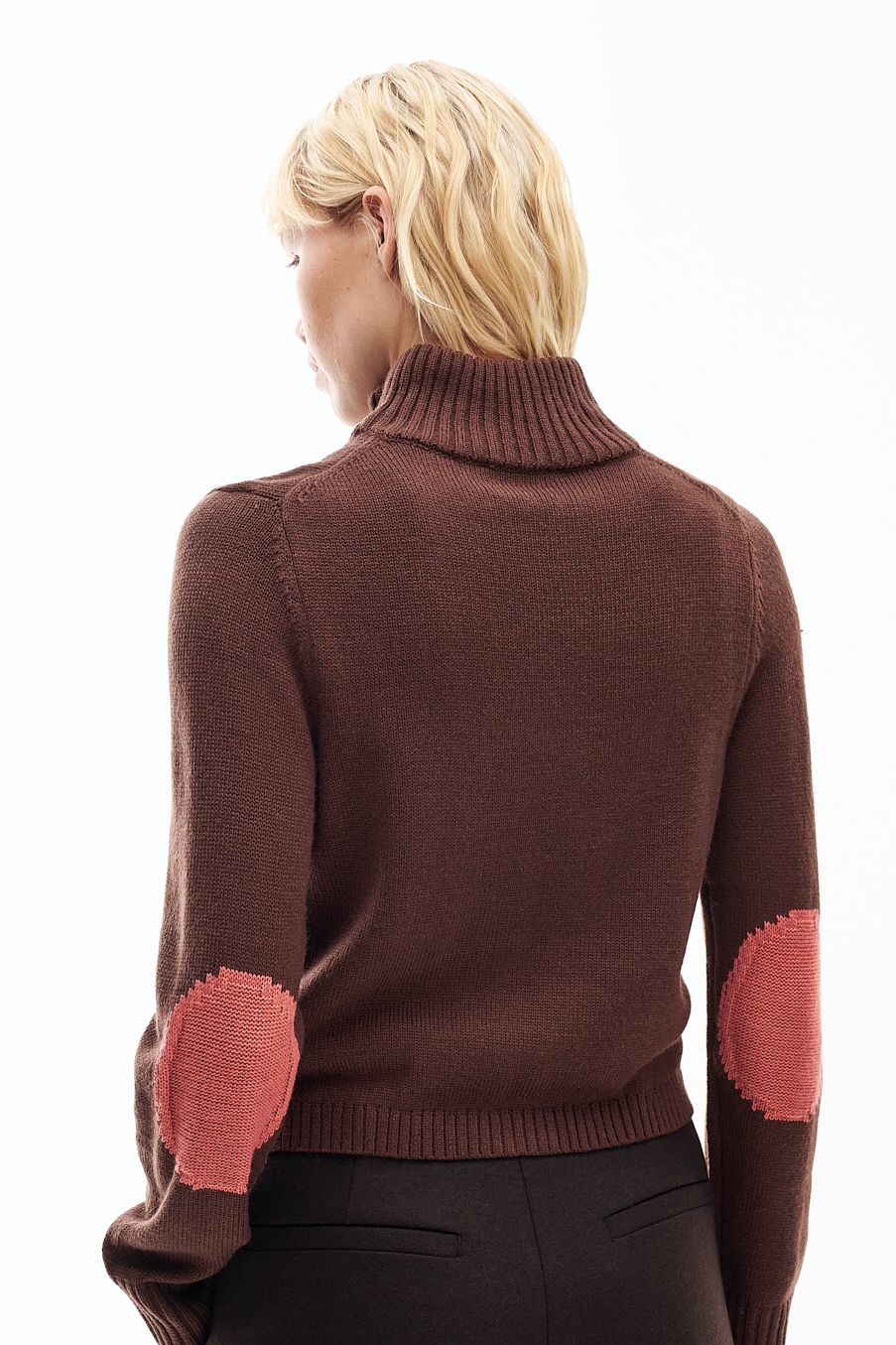 OTTOD'AME Кардиган-кроп на молнии с вышивкой «Белочки»