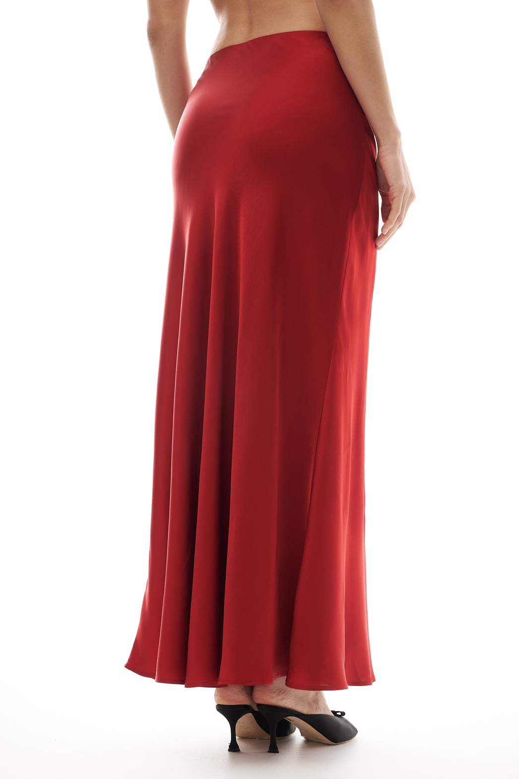 OTTOD'AME  Юбка бельевого типа длины макси из атласного сатина оттенка рубин