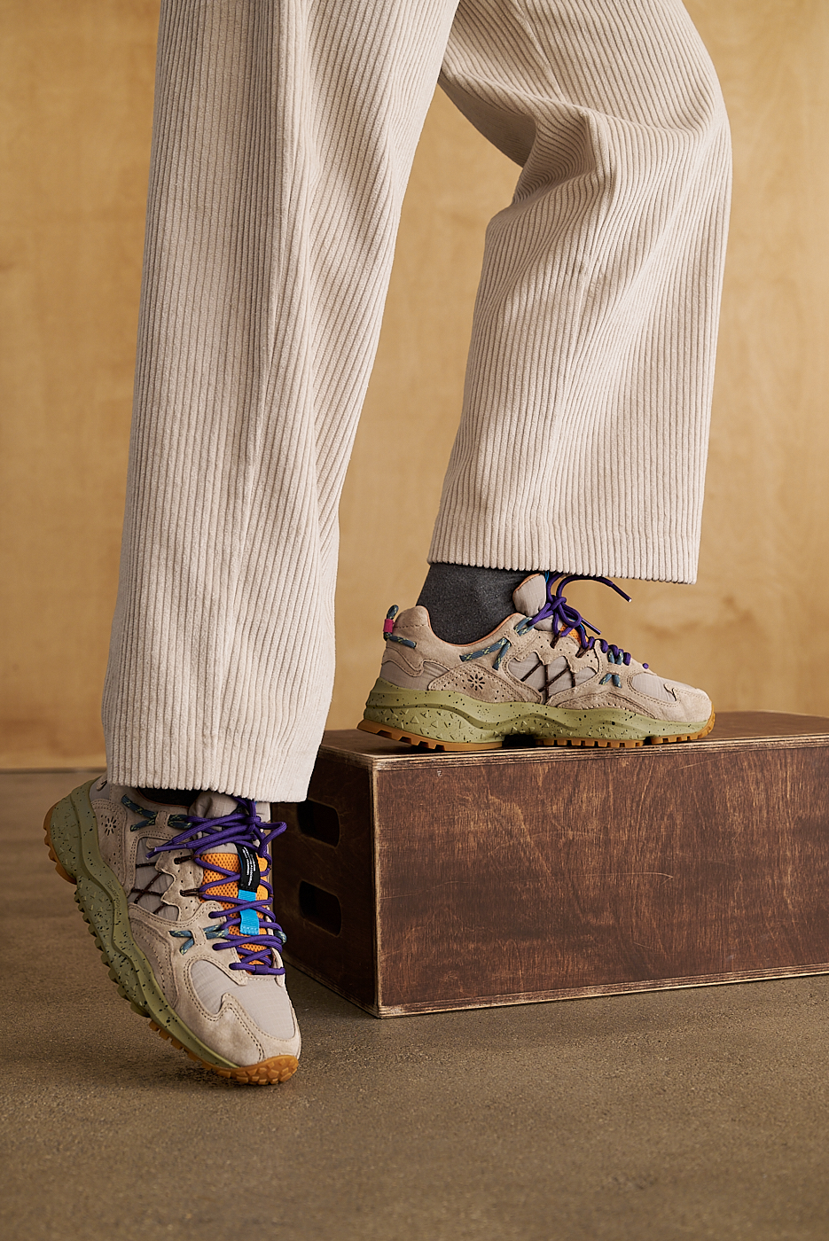 FLOWER MOUNTAIN  Кроссовки треккинговые YAMABUSHI в комбинации замши и нейлона со специальной шнуровкой