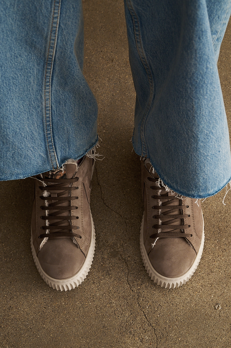 VOILE BLANCHE Кеды LIPARI из нубука оттенка тауп на меху