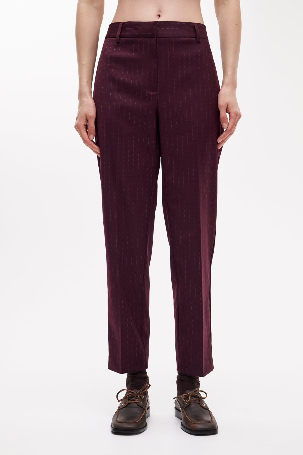 OTTOD'AME  Брюки длины 7/8 из костюмной шерсти с рисунком в полоску оттенка rouge