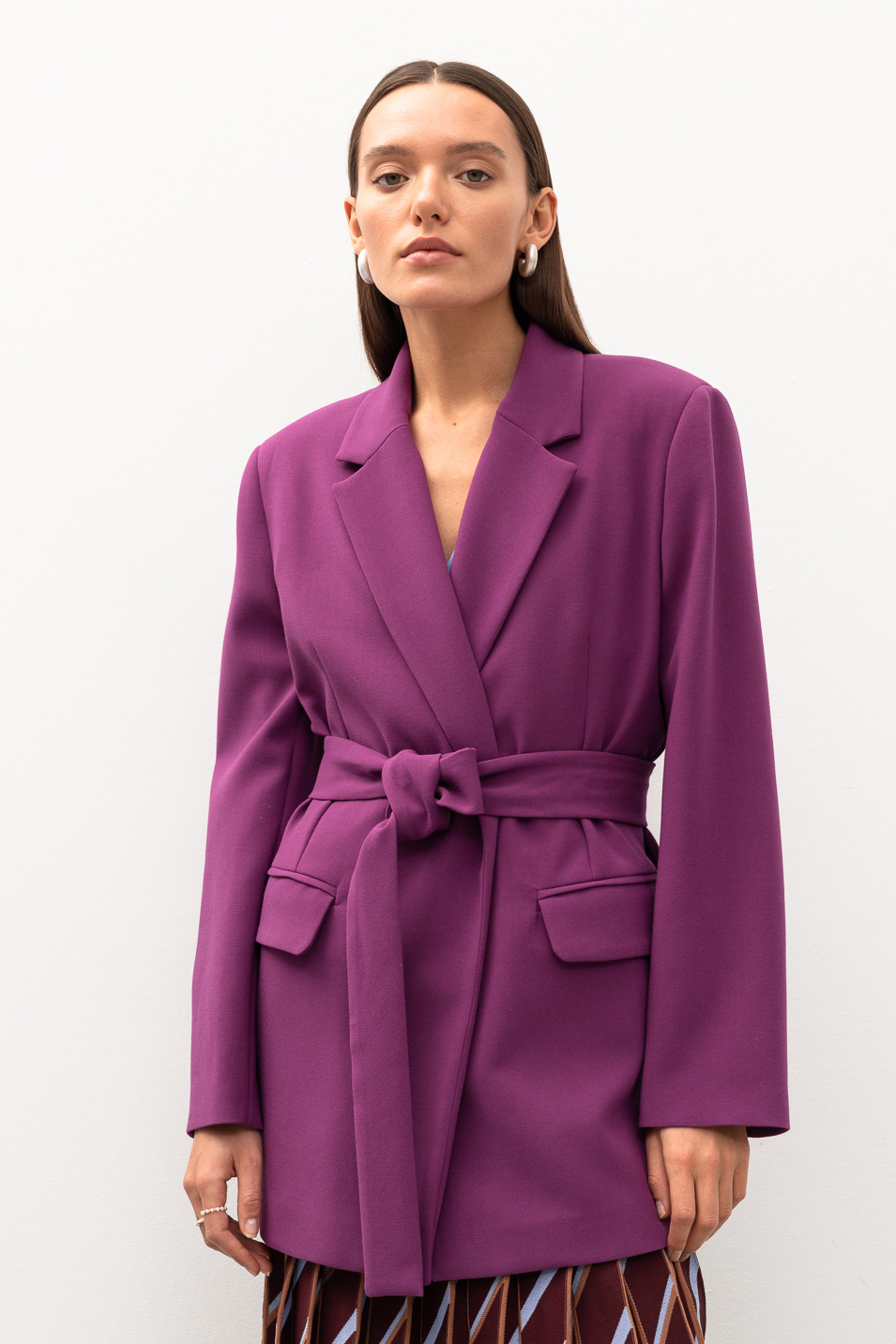 OTTOD'AME Жакет со спущенной линией плеча на поясе в оттенке сливы