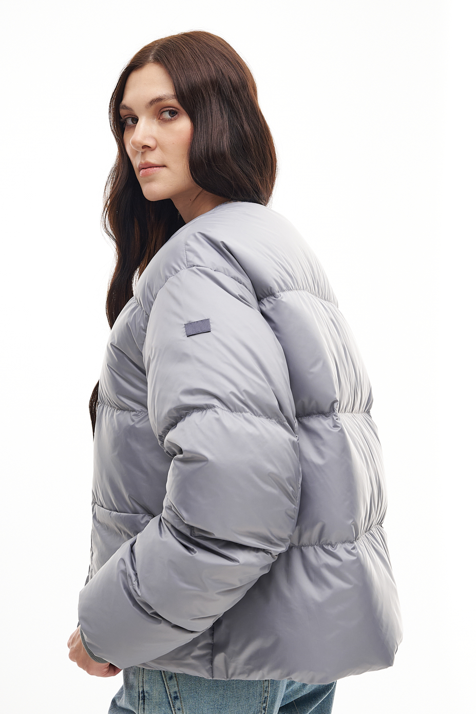 LEMPELIUS Пуховик-жакет OVA из шелковистого нейлона оттенка карбон c мерцающими пуговицами