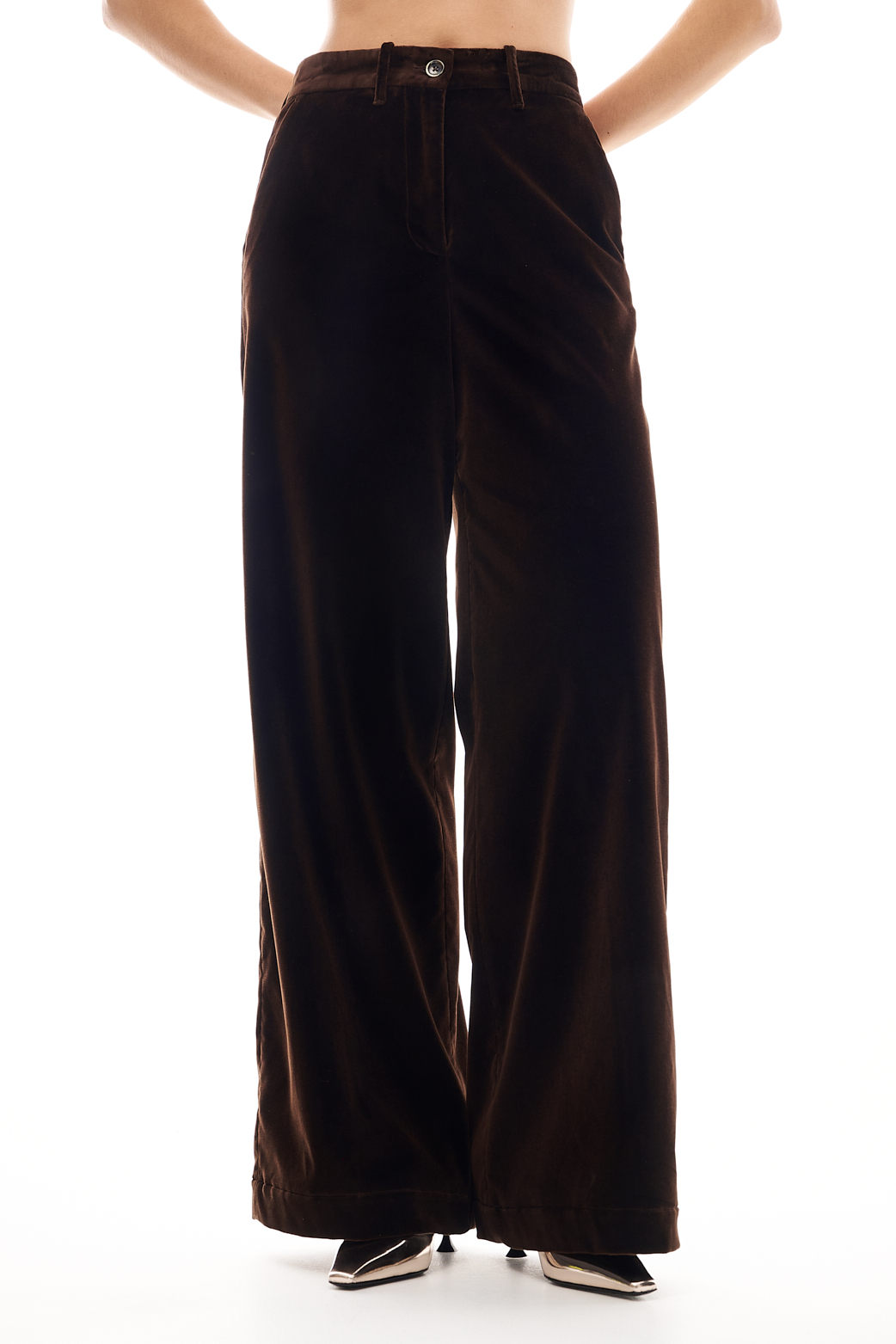 nine:inthe:morning Брюки KAREN прямого кроя из шелковистого бархата шоколадного оттенка