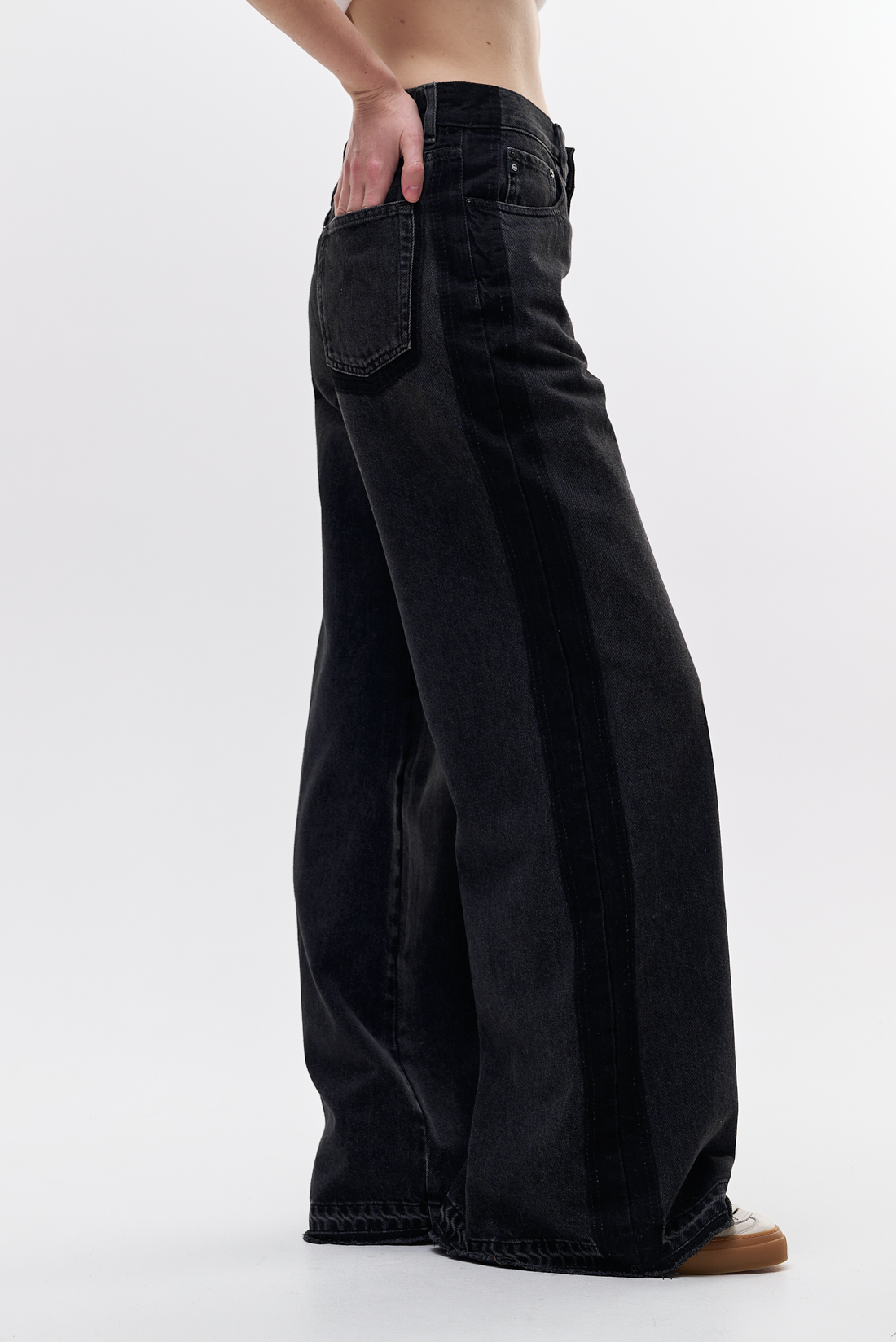 Adriano Goldschmied Джинсы Hyeres расклешенные от бедра с контрастными вставками по боковому шву