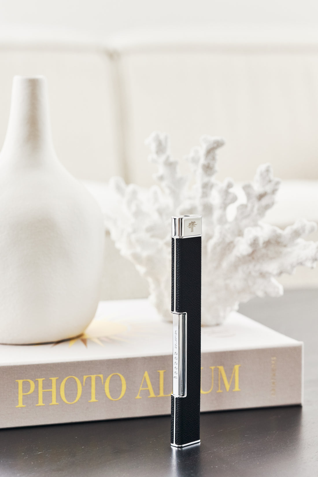 BAOBAB Зажигалка для свечей из эко-кожи, черная