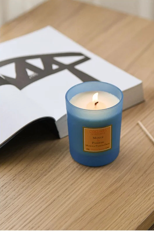 COLLINES DE PROVENCE Свеча ароматическая Monoi and Passion Fruit