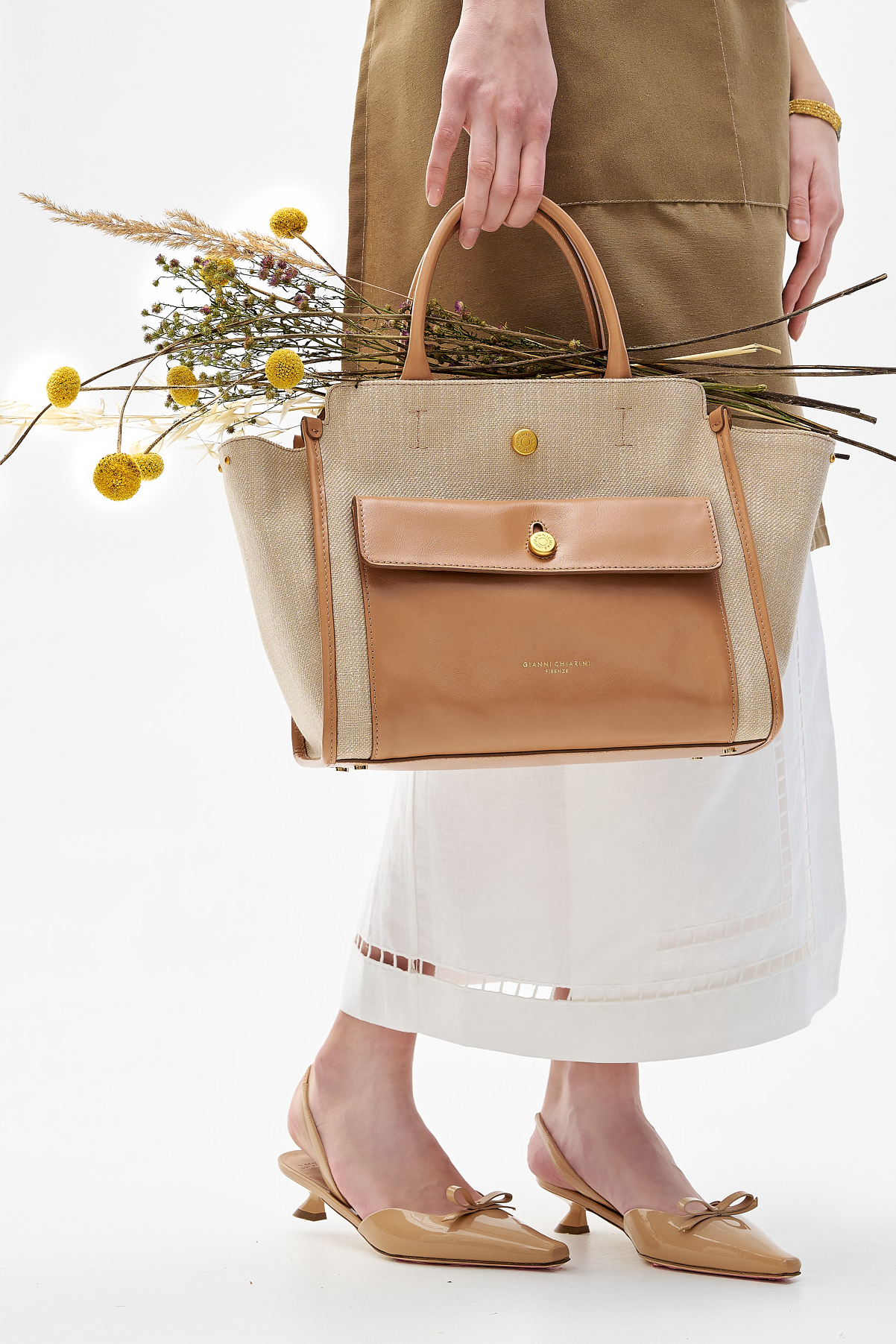 GIANNI CHIARINI Сумка CHER medium  из хлопка канвас со  вставками из лаковой  кожи
