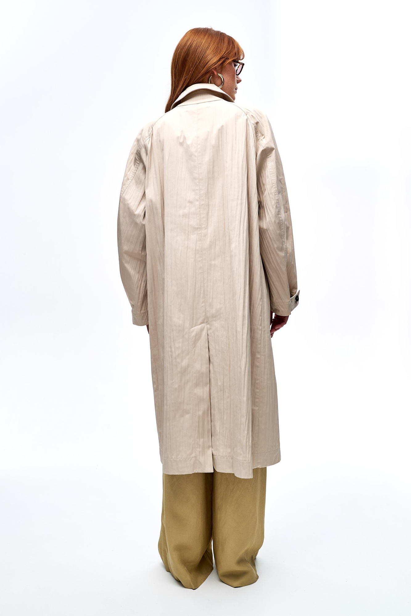 TELA Тренчкот VISCHIO длины миди из жатого технонейлона с водоотталкивающими свойствами