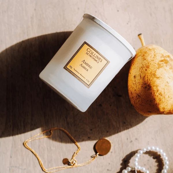 COLLINES DE PROVENCE Свеча ароматическая Amber из коллекции Les naturelles