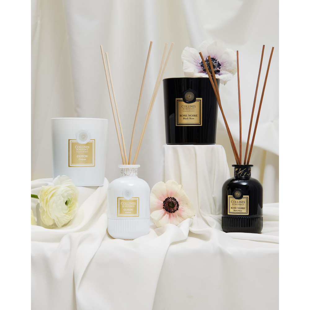 COLLINES DE PROVENCE Свеча Black Rose из премиальной коллекции Fleurs & Ecorces