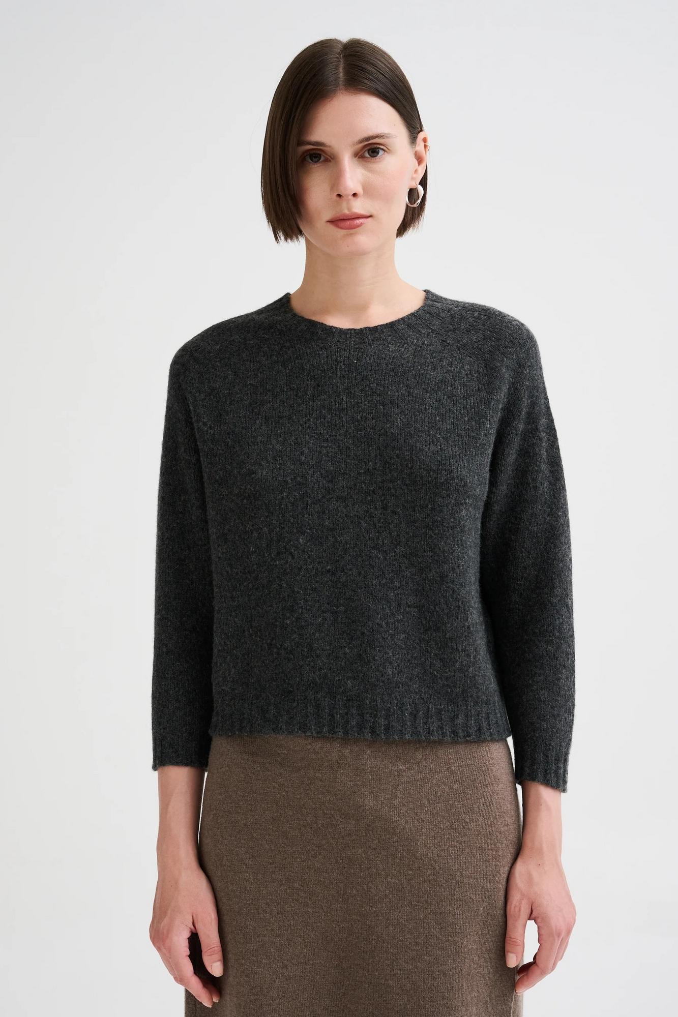 Roberto Collina Пуловер свободного кроя из верблюжьей шерсти оттенка графит