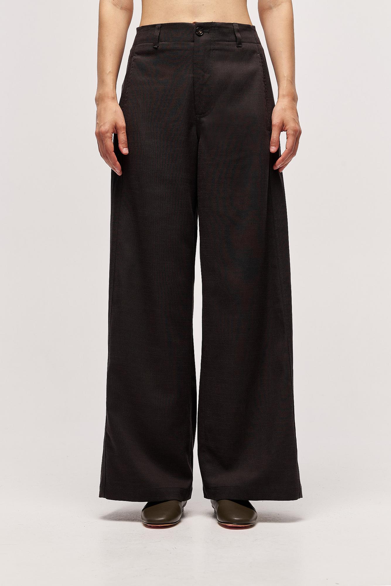 TELA Брюки VANDA из габардина с бархатистым финишем оттенка графит