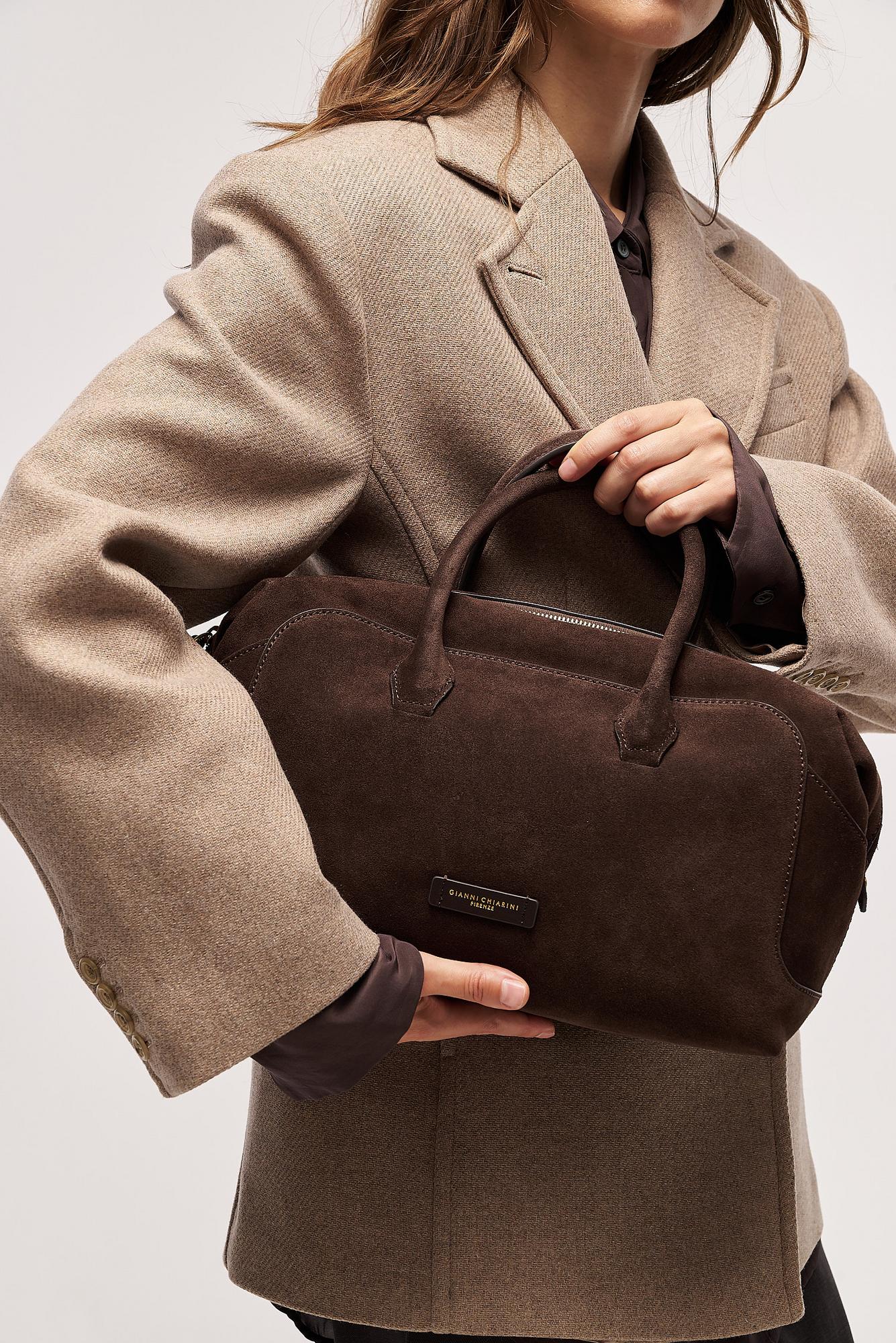 GIANNI CHIARINI Сумка GEMMA big прямоугольной формы из премиальной замши оттенка горького шоколада