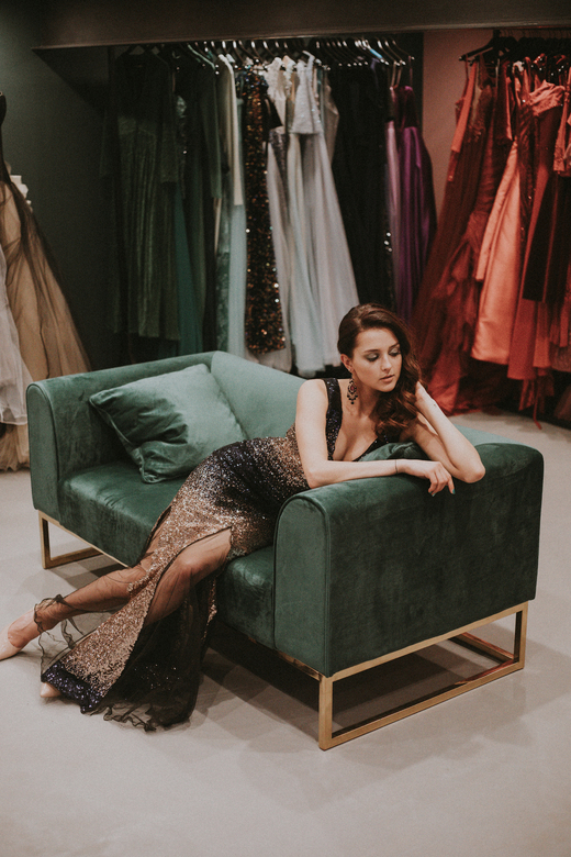 Синяя русалка с золотым градиентом