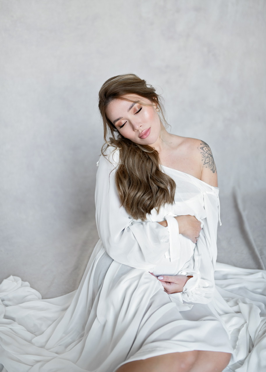 Белое шифоновое платье