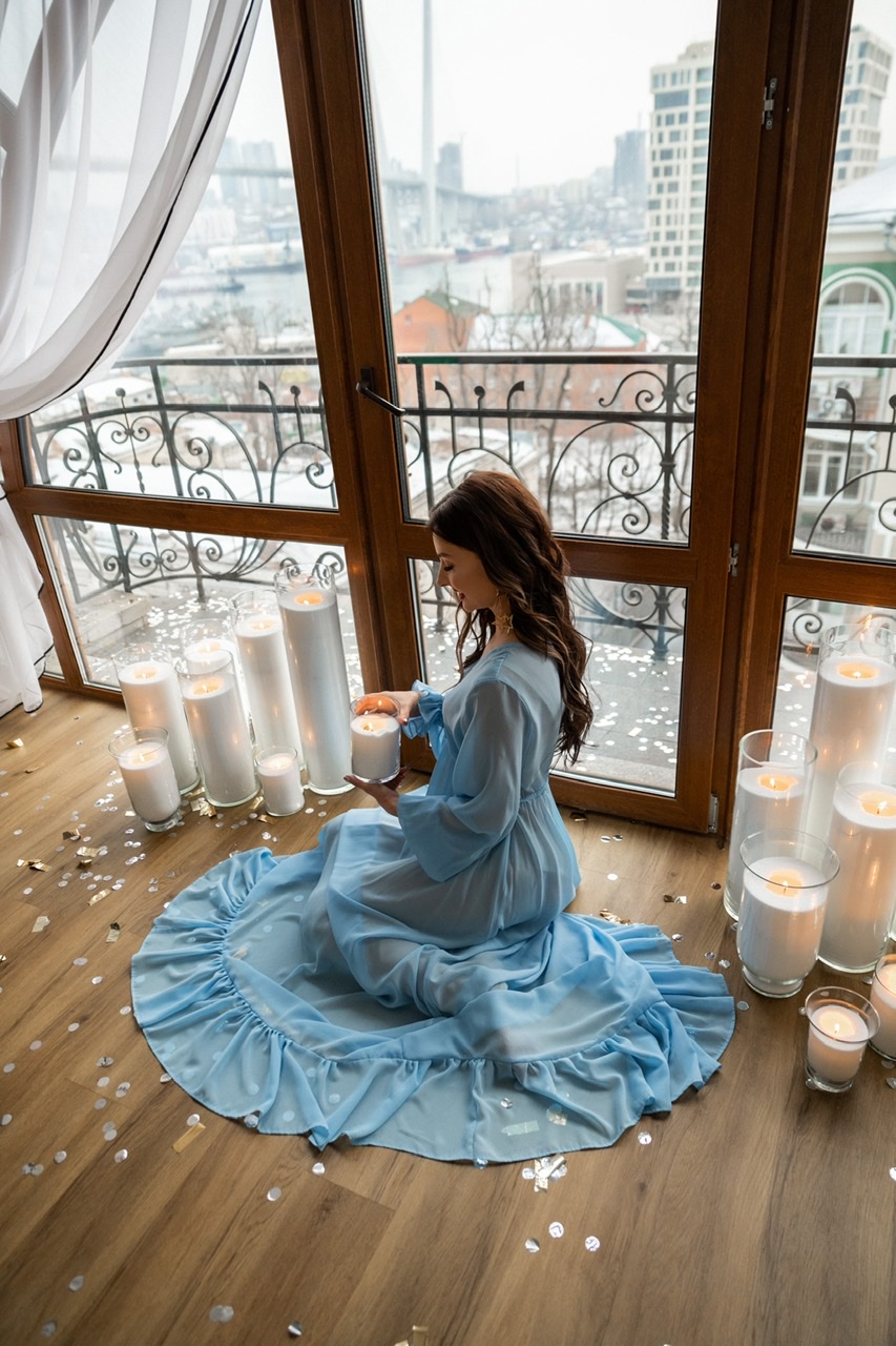 Голубое будуарное платье