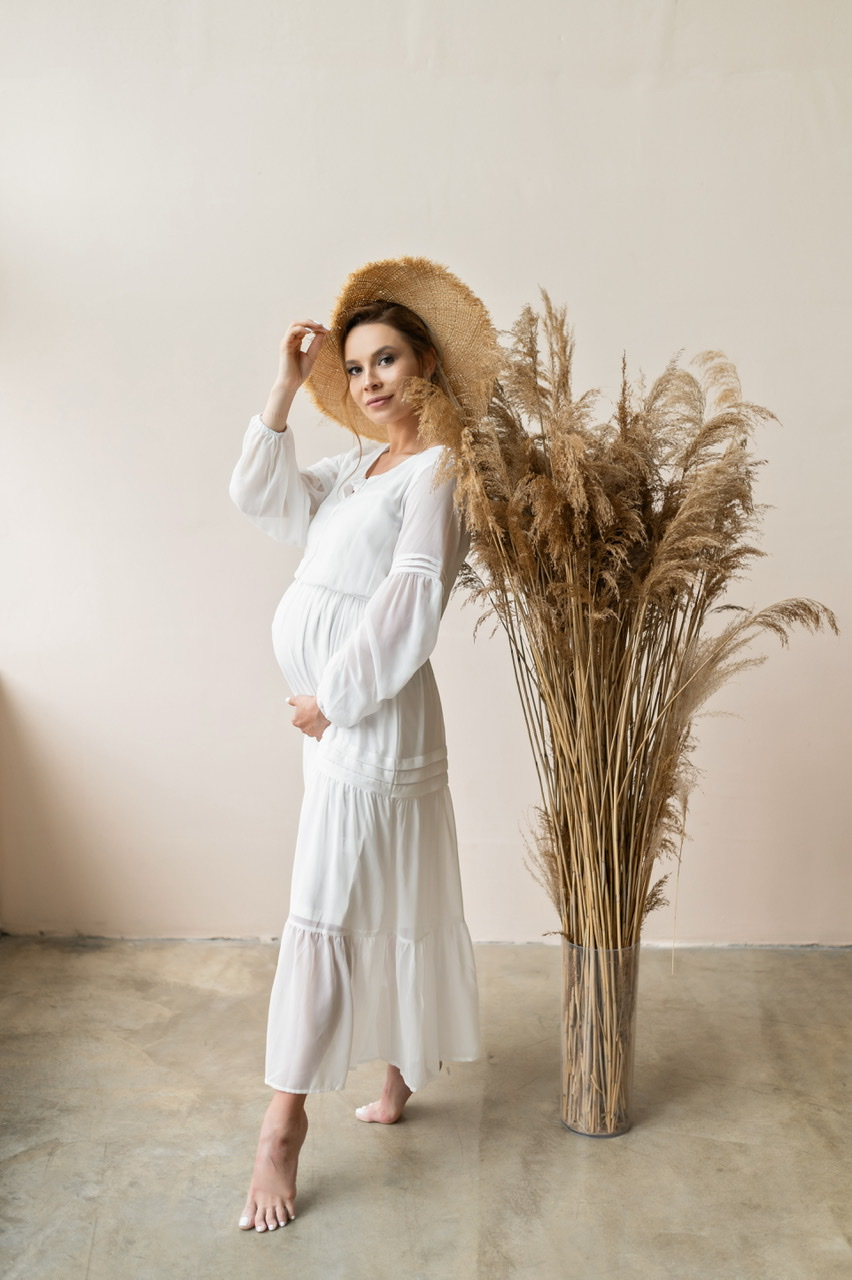 Шифоновое миди платье с рукавом