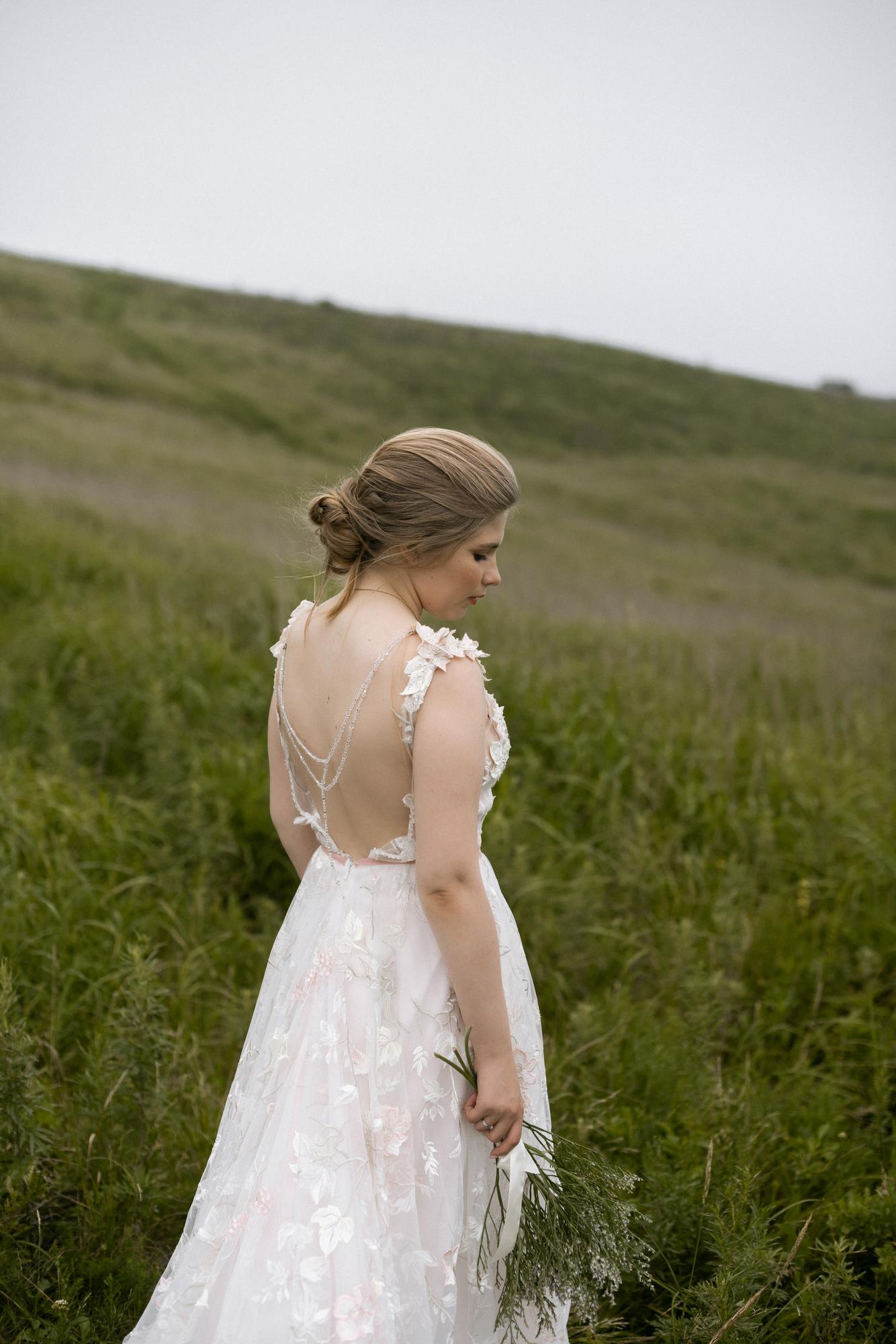 Daria Karlozi цветочное