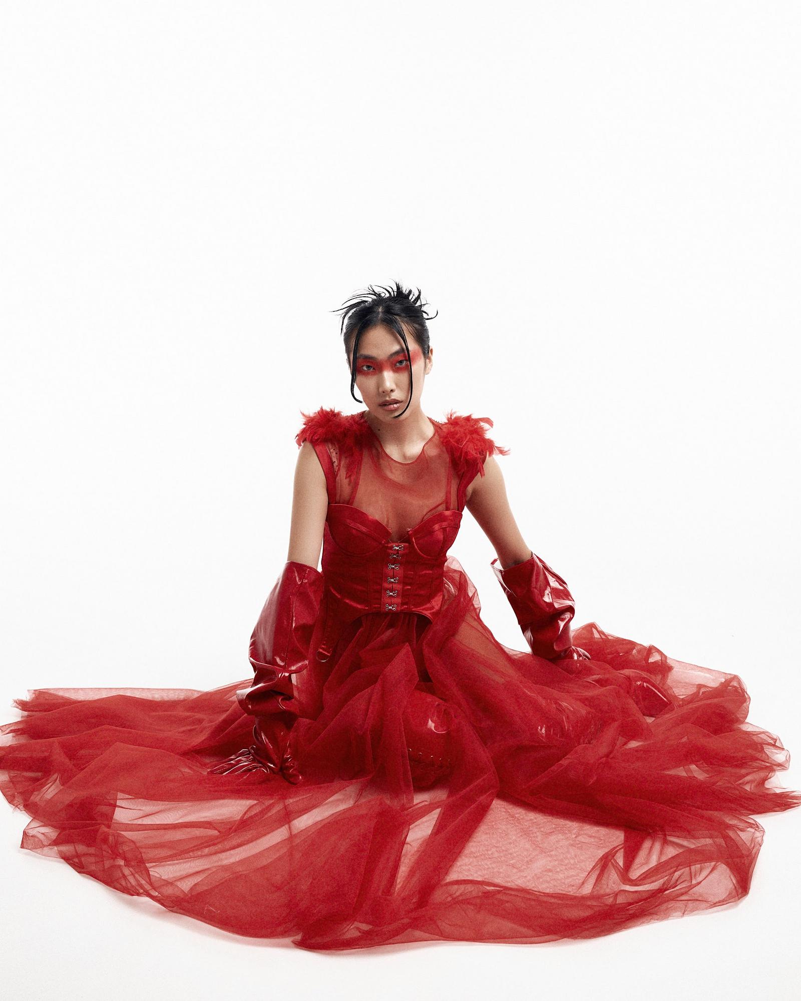 Накидка с пером Сильвана