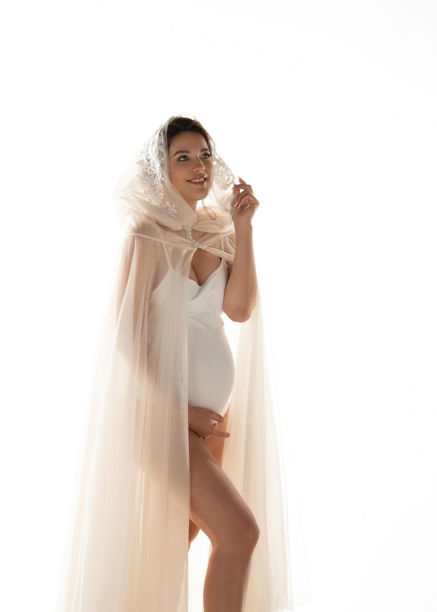 Накидка с капюшоном