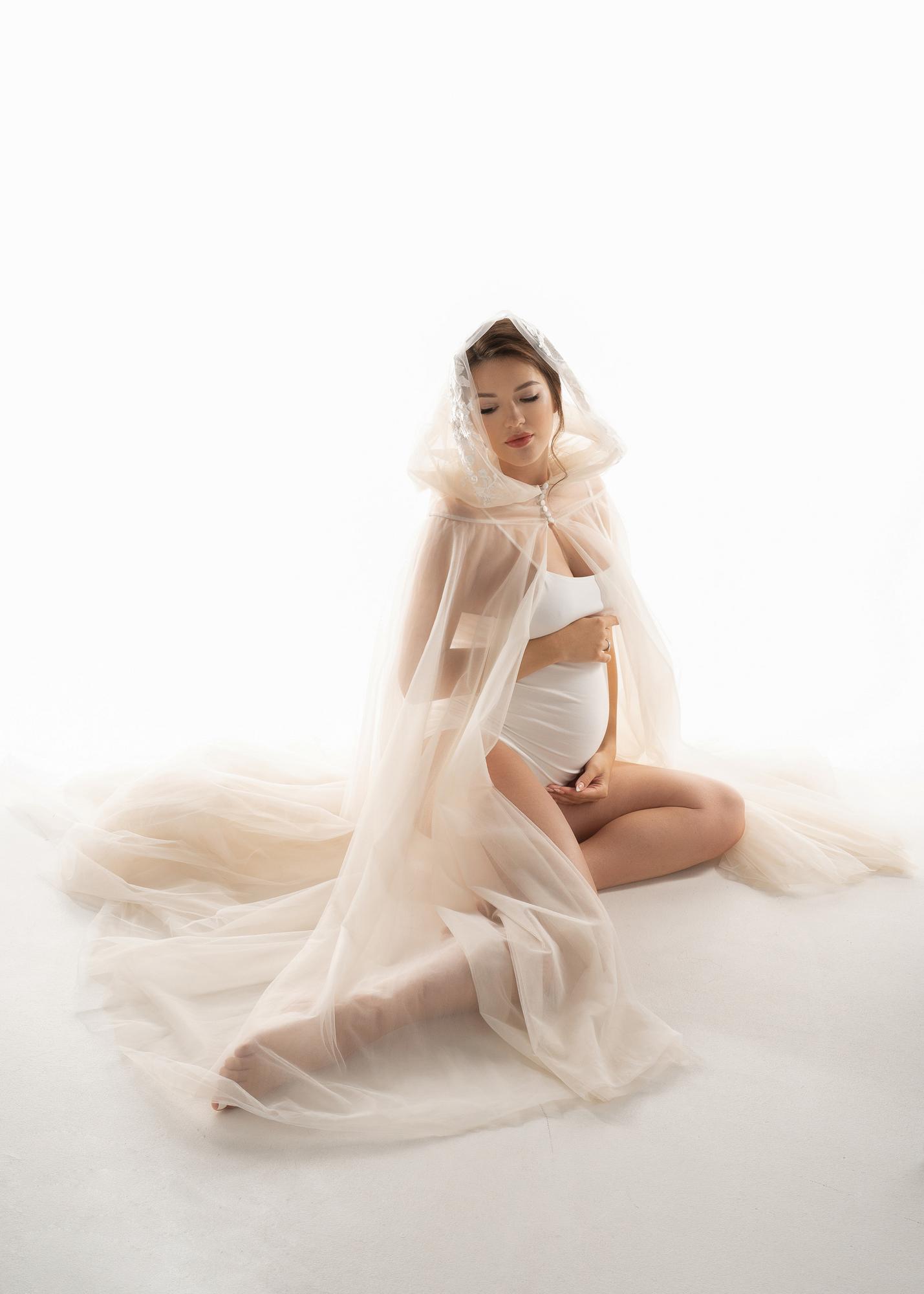 Накидка с капюшоном