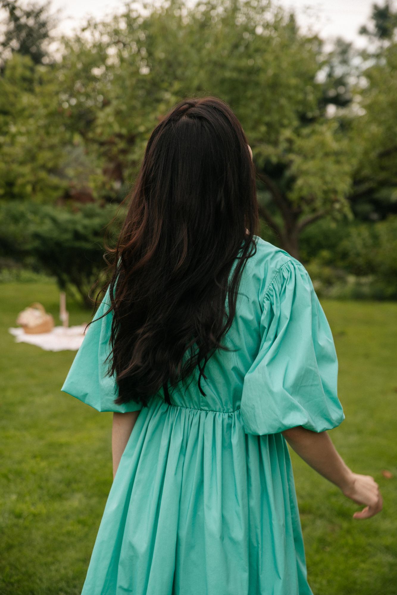 Мятное короткое платье колокольчик