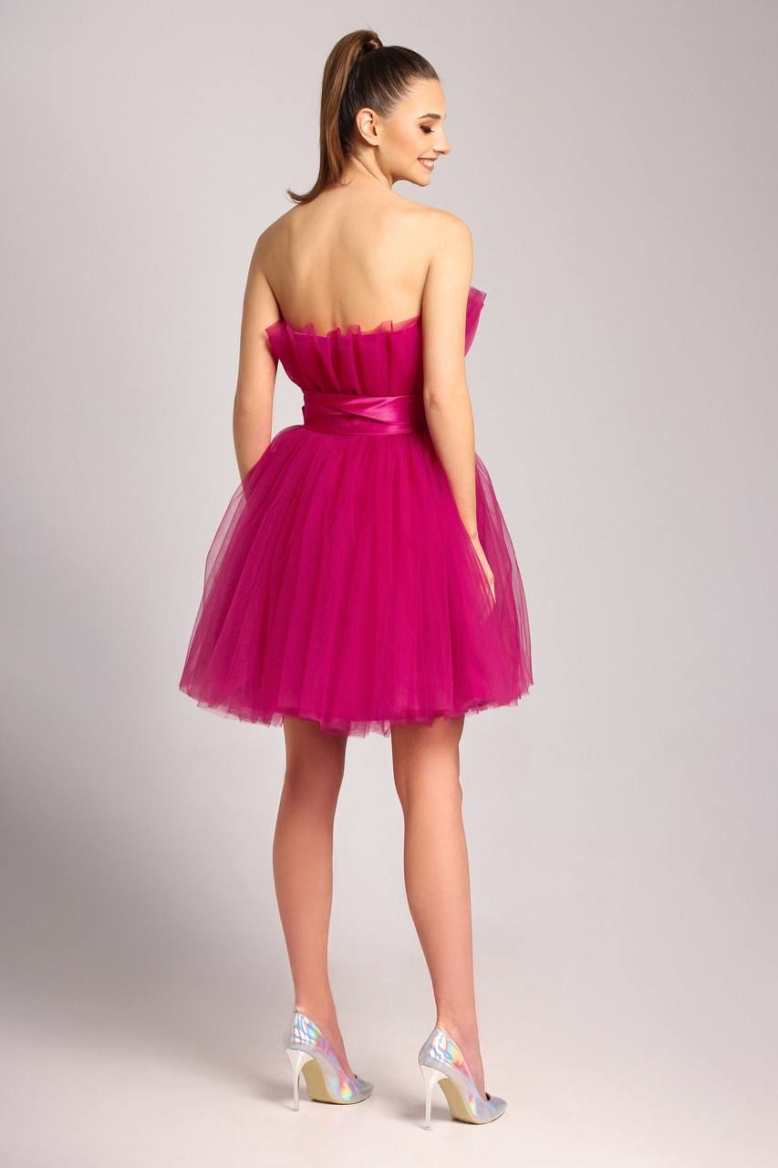 Малиновое атлас врезная чашка Бритни