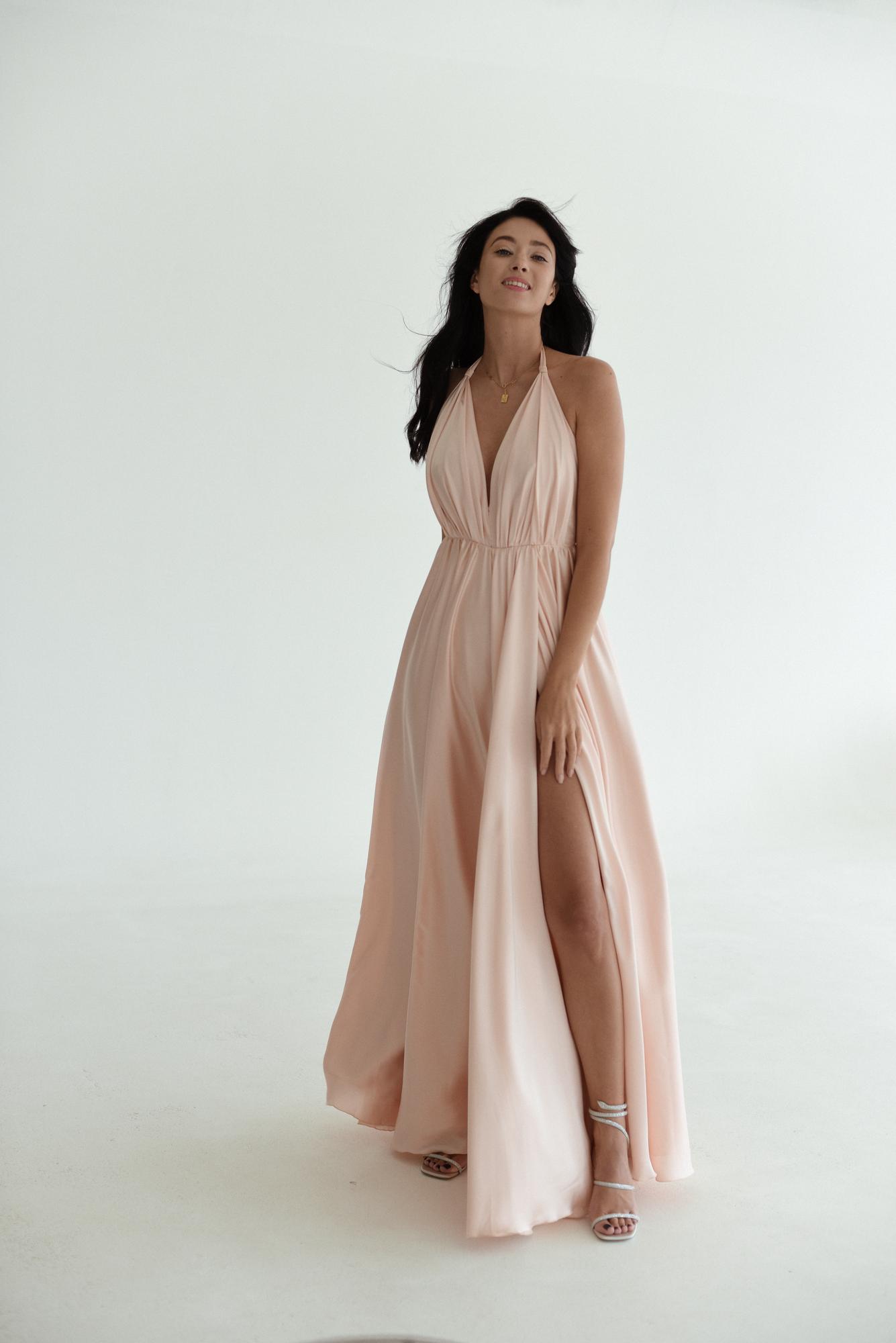 Касандра персик шелковое