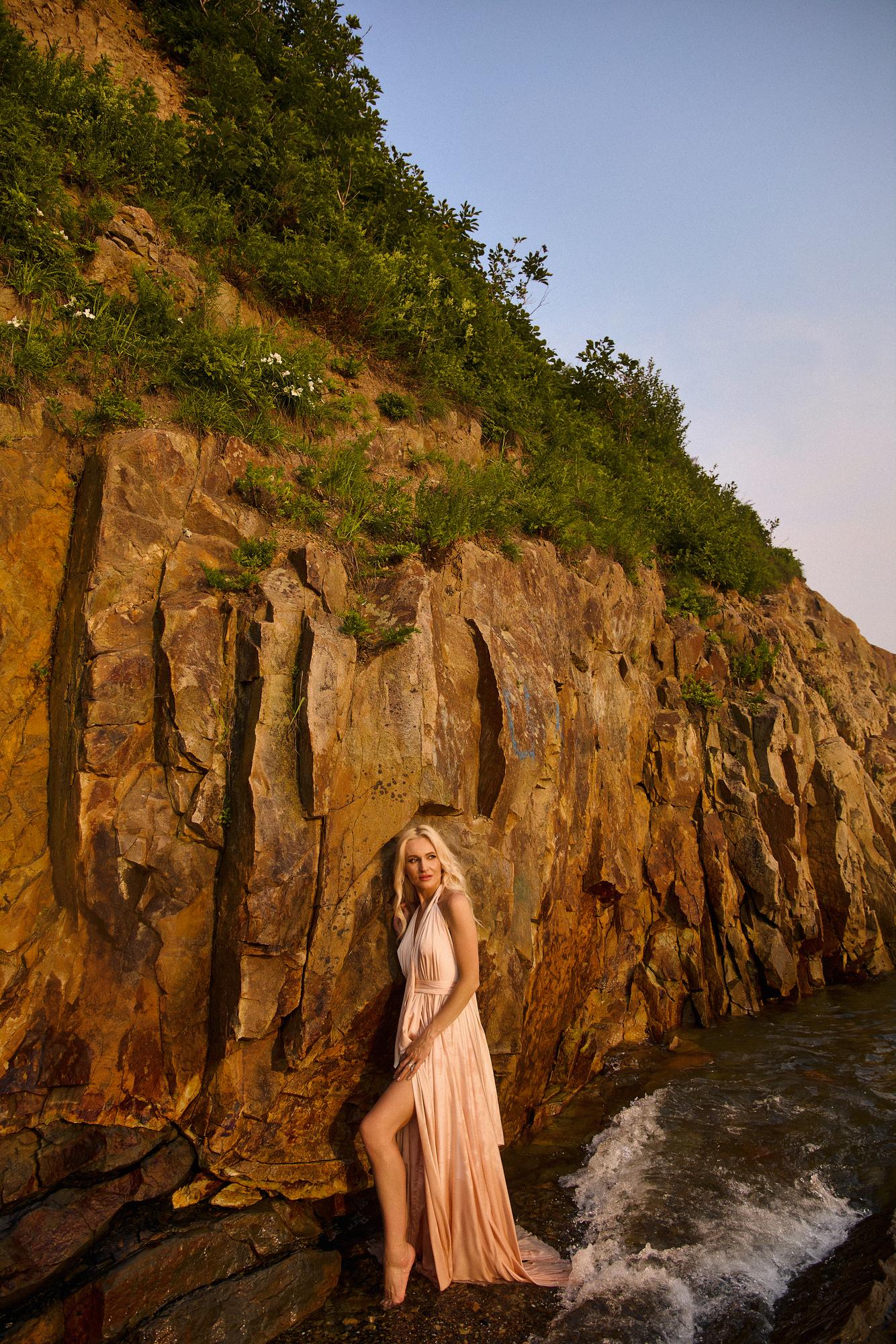 Касандра персик шелковое