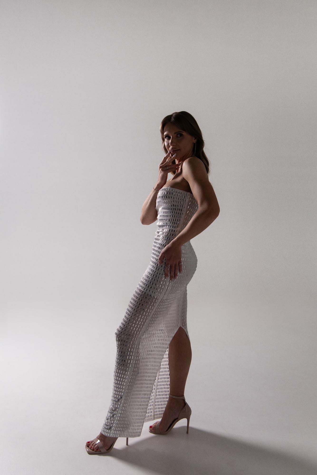 Белое камни стразы