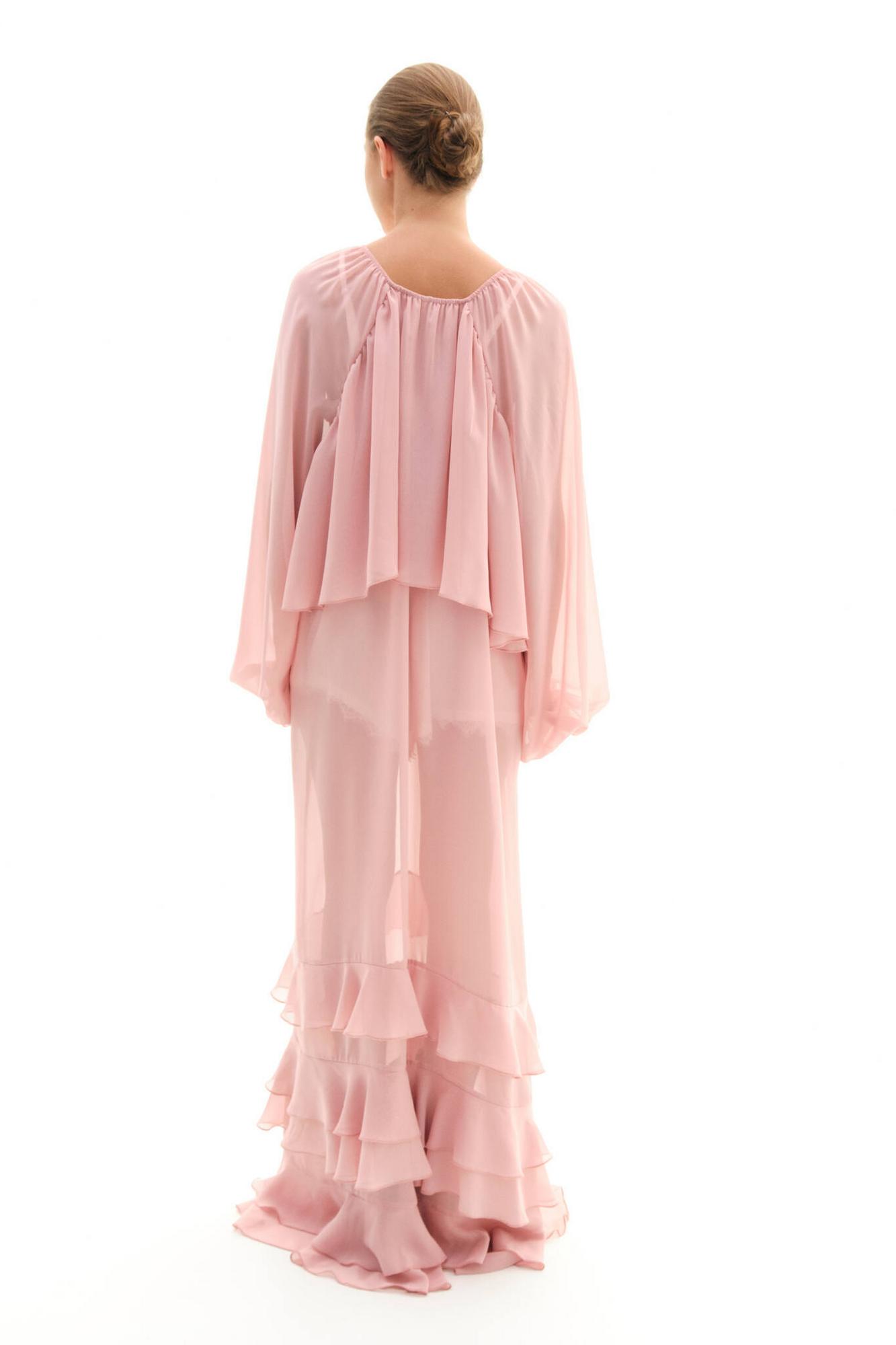 Пудровое шифон рукава воланы будуарное