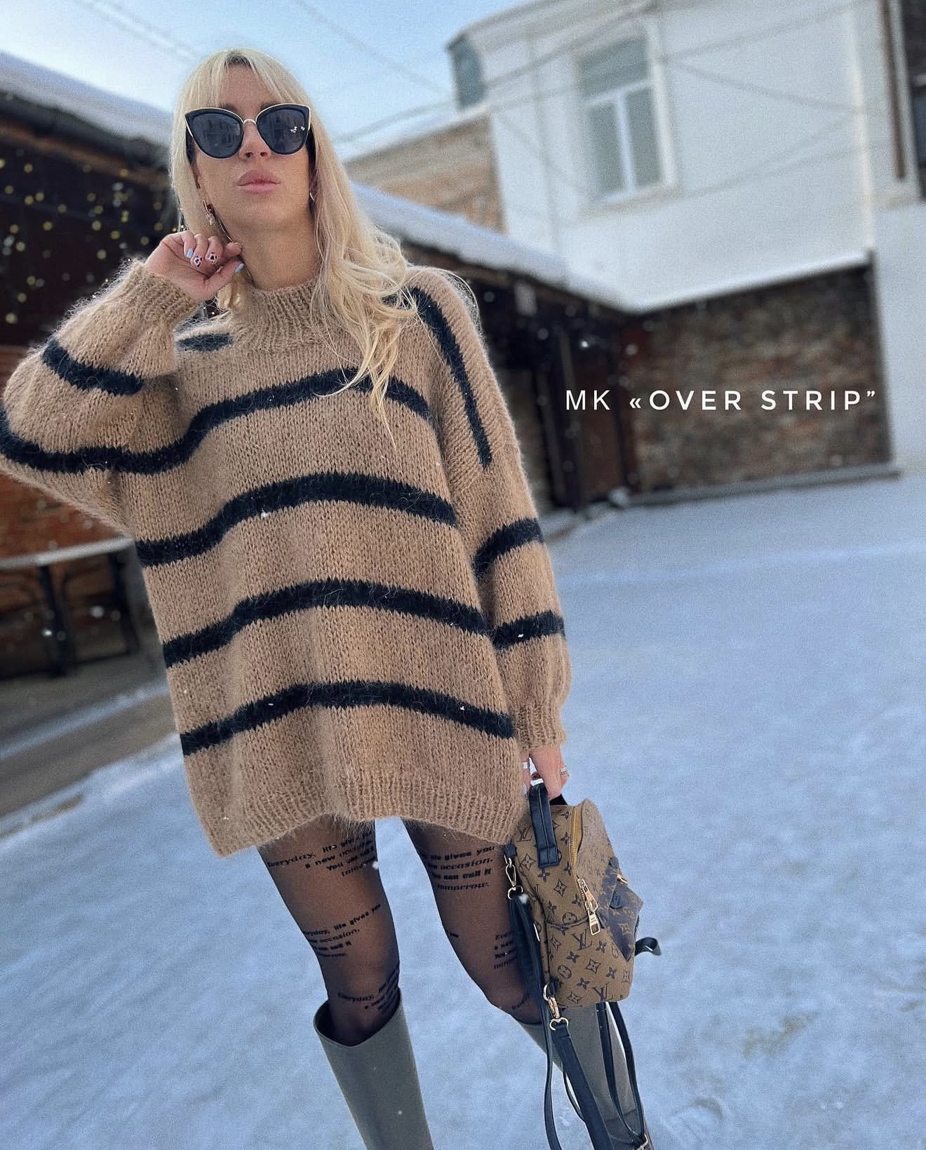 МК Свитер OVER STRIP