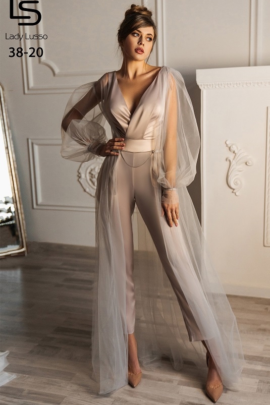 вечерний  женский брючный костюм