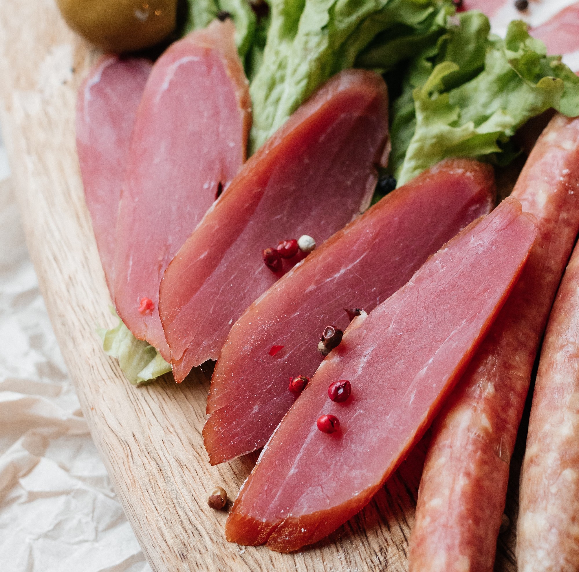 Вырезка свиная сырокопчёная