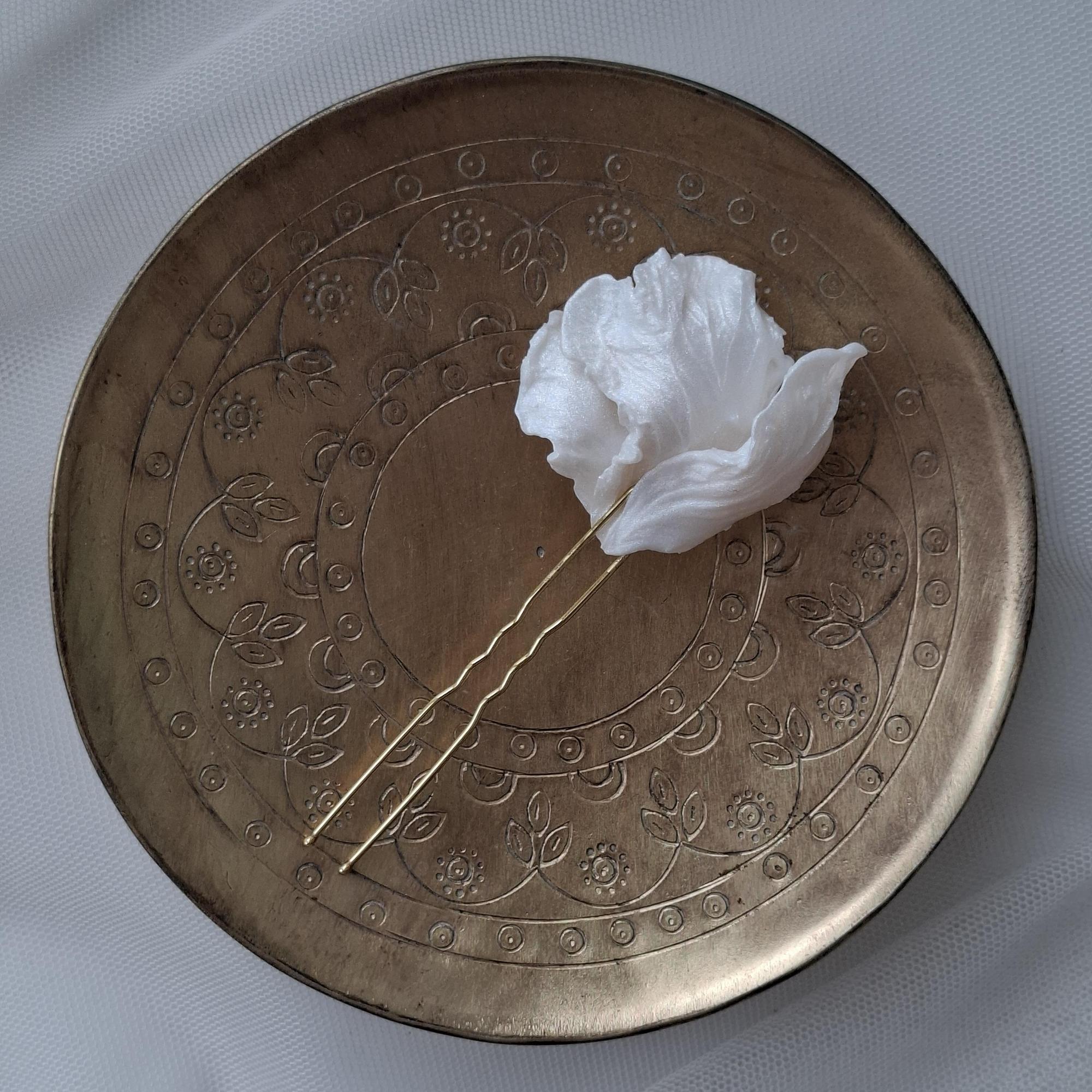 Шпилька 'Petali'
