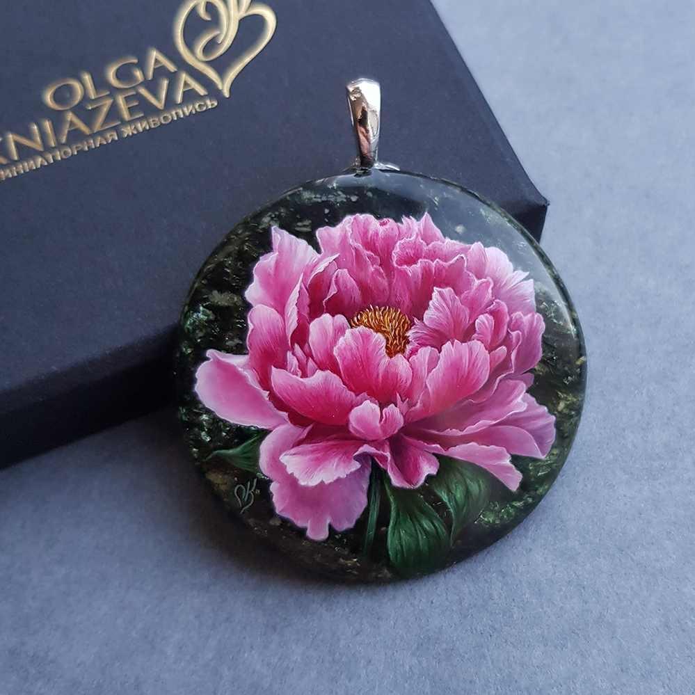 Розовый Пион - миниатюрная ювелирная живопись на камне. художник Ольга Князева. Фото 1