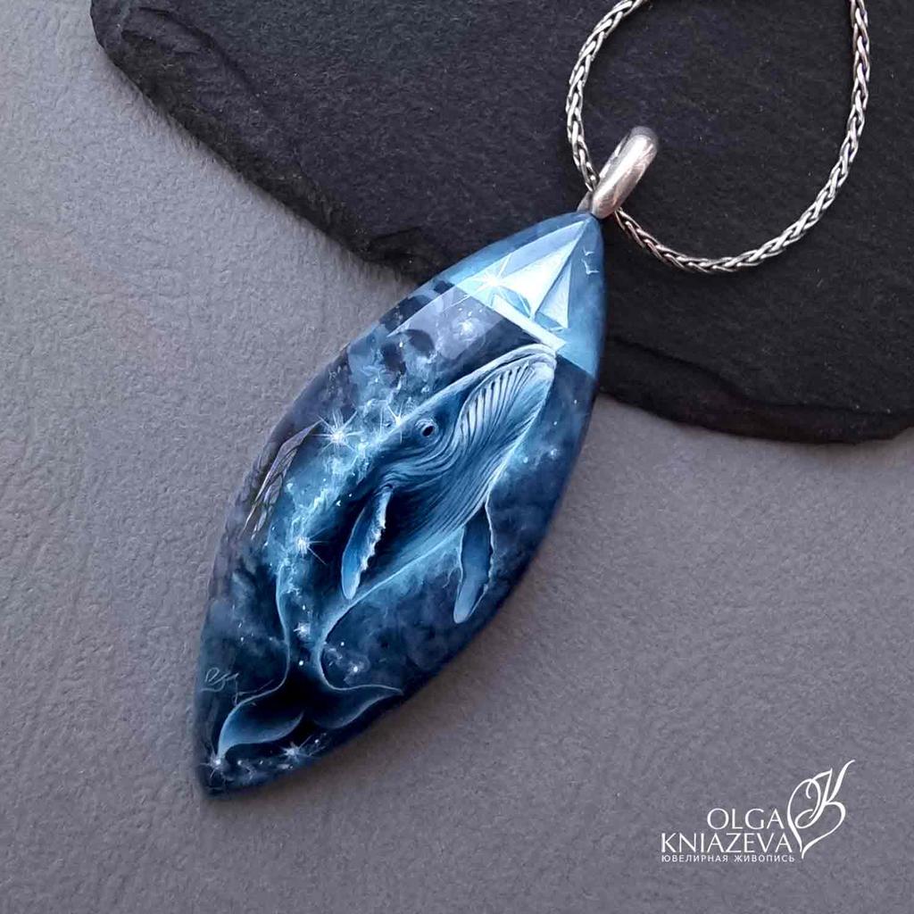 Кулон со смыслом КИТ