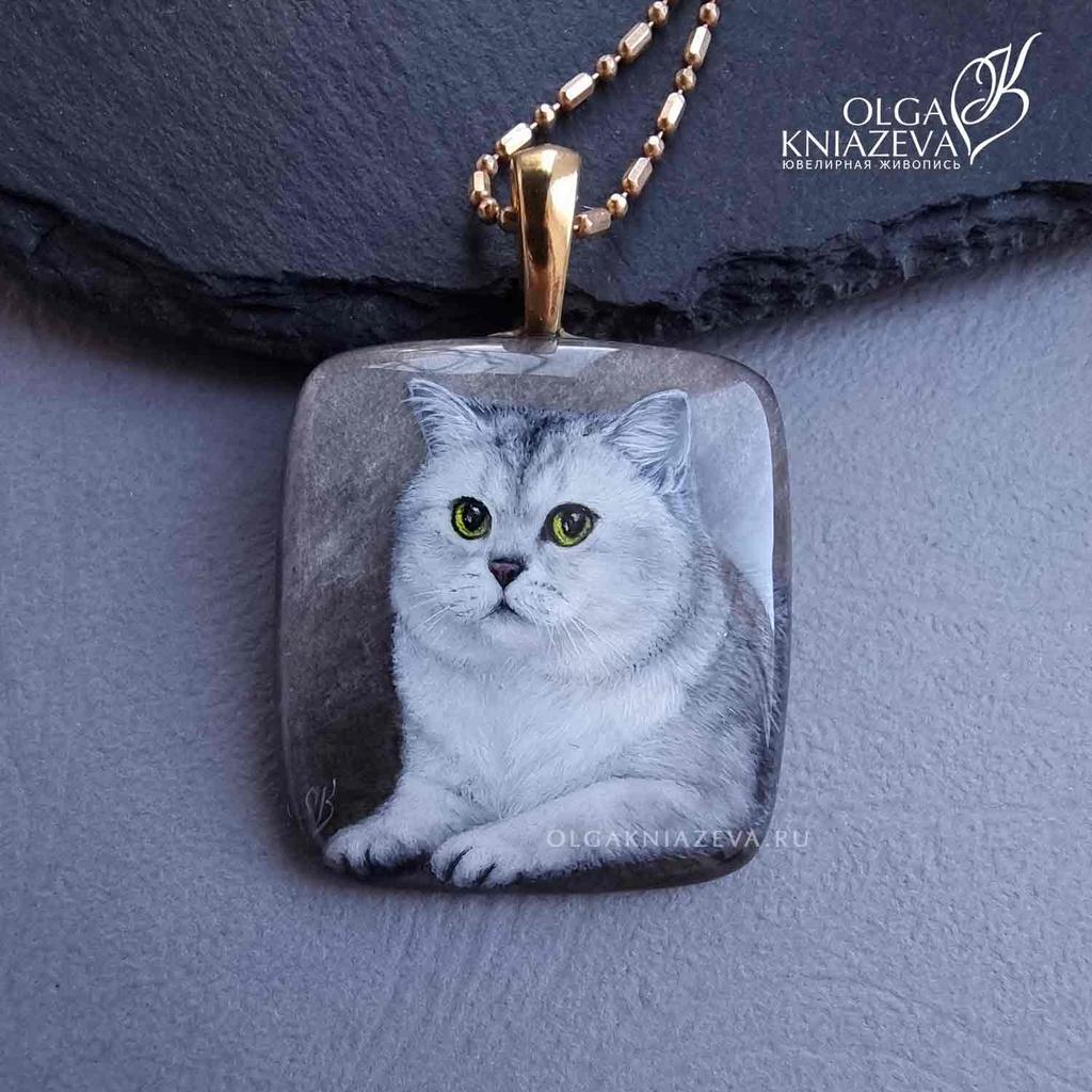 Портрет британской кошки на камне - художник Ольга Князева