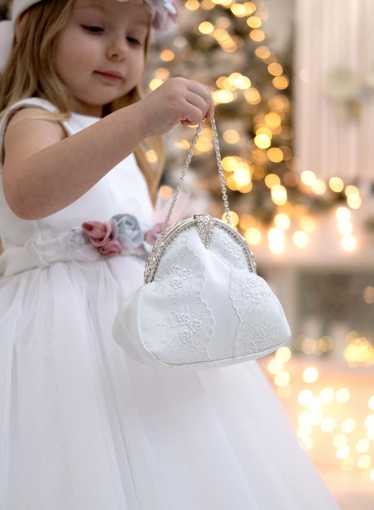 Фермуар белый атлас