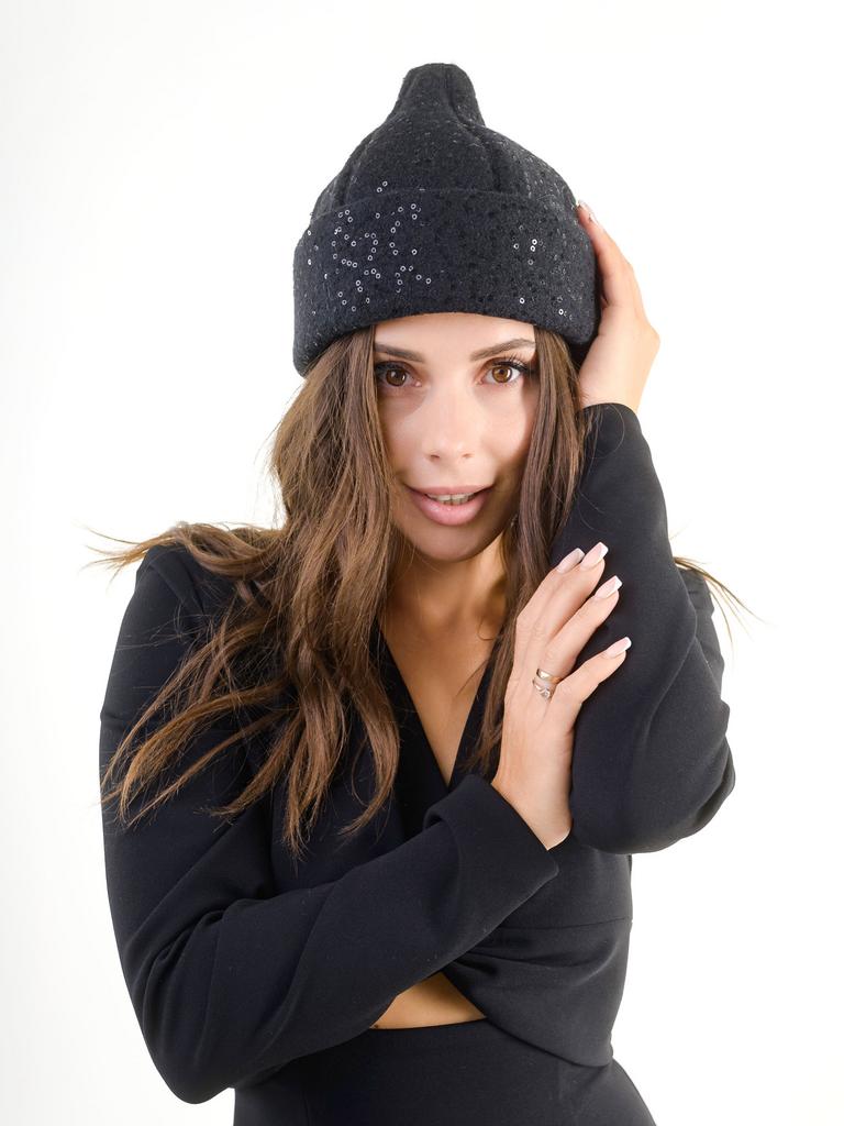 Л26-3 Луковка с отворотом пайетки черные