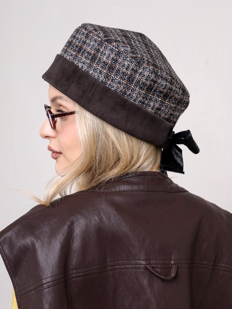 Таблетка с отворотом твид коричневая