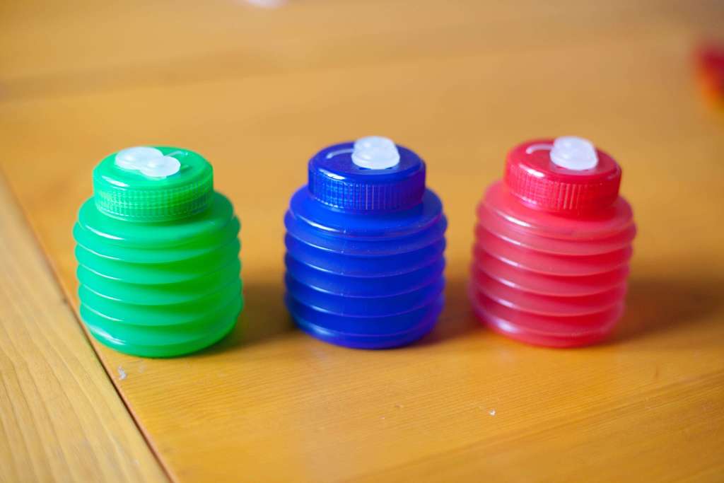 Точилка, 2 отверстия, пластик, для правшей (Меркуриус)