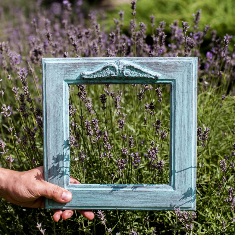 Рамка с вензелями