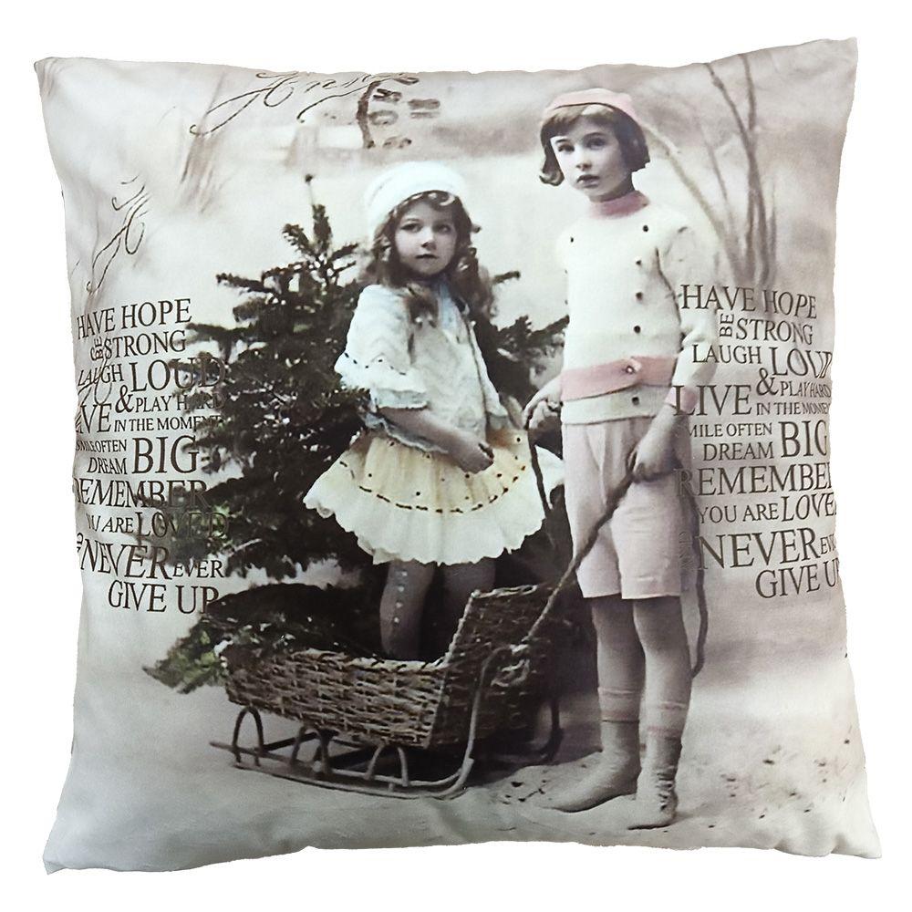 Наволочка декоративная "Девочка и елка"
