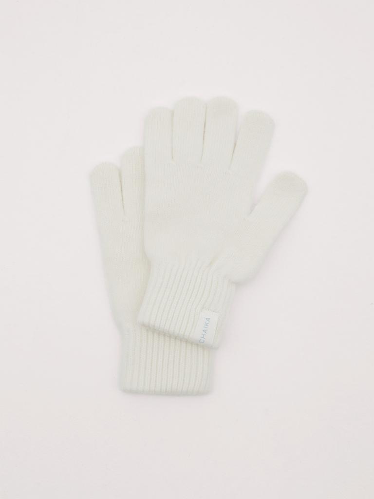 Перчатки из ангоры молочного цвета